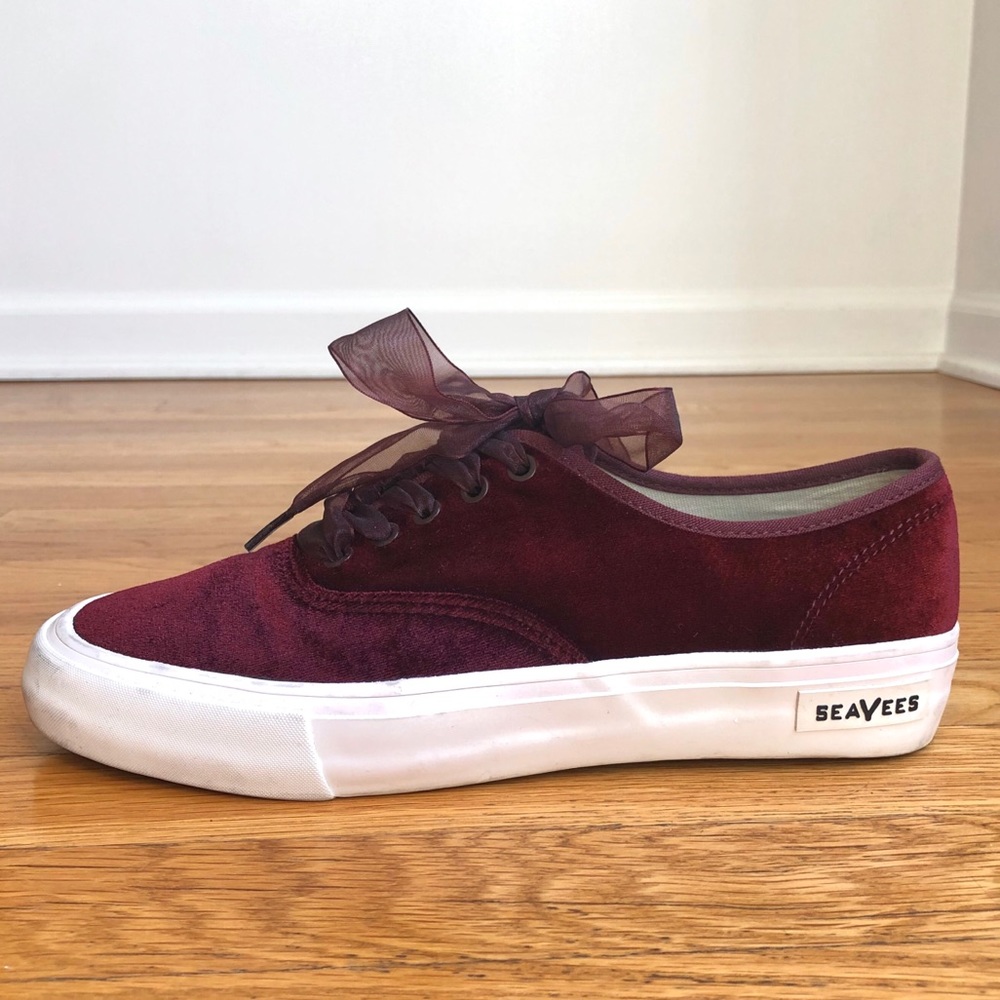 J. Crew SeaVees burgundy velvet 9
